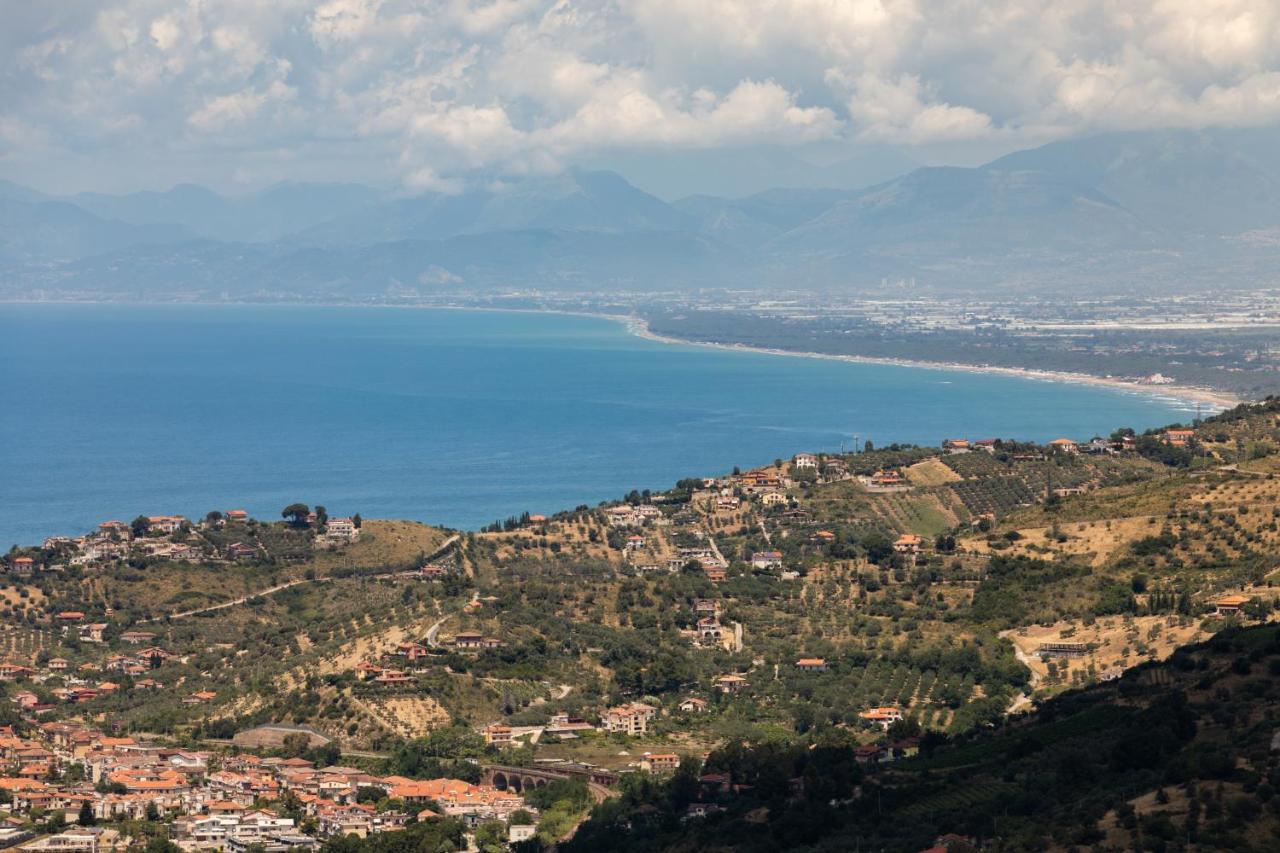 Bed and Breakfast Casale San Martino Laureana Cilento Exterior foto